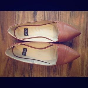 Modcloth Vegan Loafer size 6